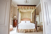 Dukes, Bath